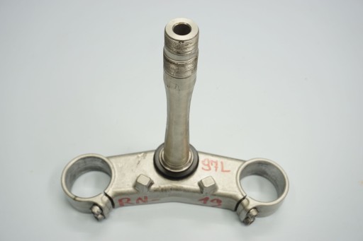 1748536151840120 - YAMAHA YZF-R1 RN19 07-08 НИЖНЯ ПОЛИЦЯ