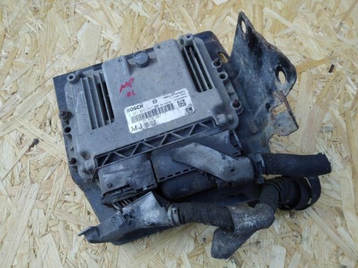 Эбу контроллера двигателя opel zafira b 55570807