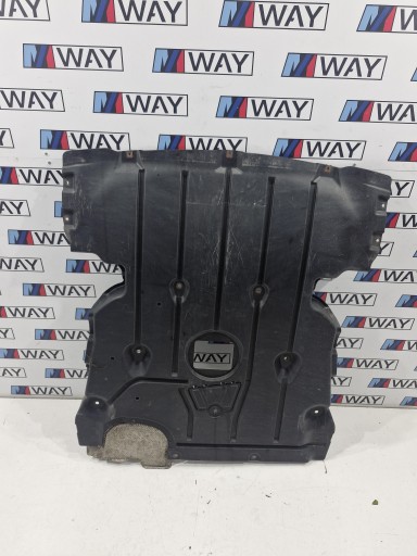 BMW E81 E82 E87 cover cover chassis of the engine