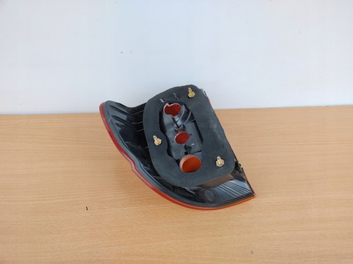 BMW 5 E39 KOMBI left light rear part rear NAROZNA 8361671 PAK8/WZ214