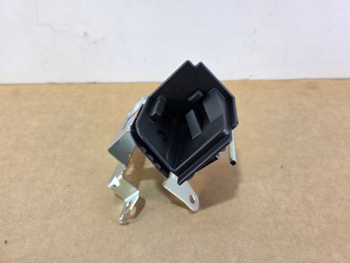 bracket holder ROLETY boot right BMW X5 G05 LCI 6994234