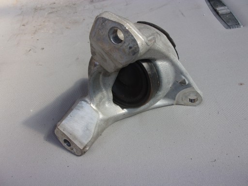 50820-T1T-E01 - ПОДУШКА ДВИГУНА ПРАВА HONDA CR-V IV 1.6 D