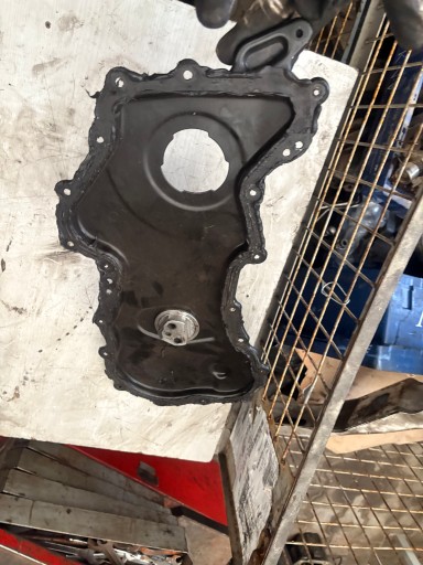 RENAUTL TRAFIC III OPEL VIVARO B 1.6 DCI Couverture tablier moteur Couvercle carter distribution 135027147R