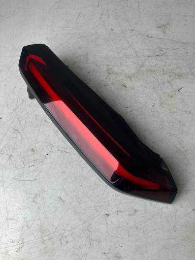 Feux phare Droite Arrière du capot CITROEN C4 III 9831120580