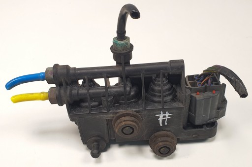 RVH500060 - Распределитель подвески range rover iii l322