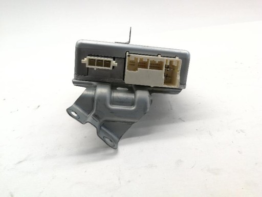 Контролер toyota prius (_w3_) 8965047530 2014