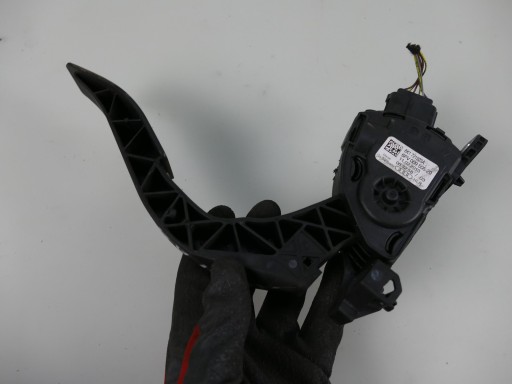 AUDI A4 B8 LIFT 2.0 TDI Gaspedal potentiometer