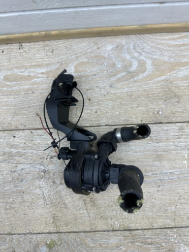 BMW 5 G30 G31 2020 pumpa cyrkulacji / oběhu vody