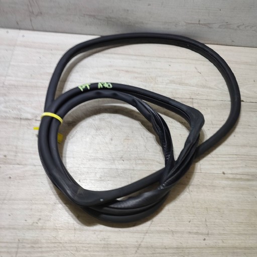 gasket door tylnych rear part side right Suzuki Vitara (LY)