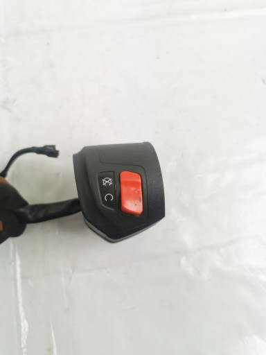 KTM Duke 125 17-выключатель света справа