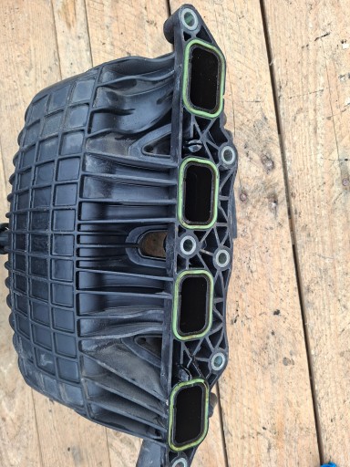 intake manifold VW AUDI SEAT SKODA 1.4TSI 03C129711AE