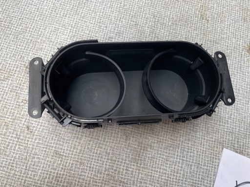 bracket for KUBEK W consoles of the central AUDI A3 8Y 8Y0862533A @M