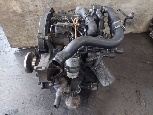 motore DIESEL + UKLAD iniezione + TURBINA AUDI A4 B5 AHU 028145702 1.9 TDI