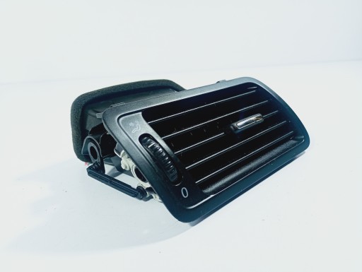 grid air conditioning devices air right of the passenger OE 3C1819702E VW Passat B6 05-10