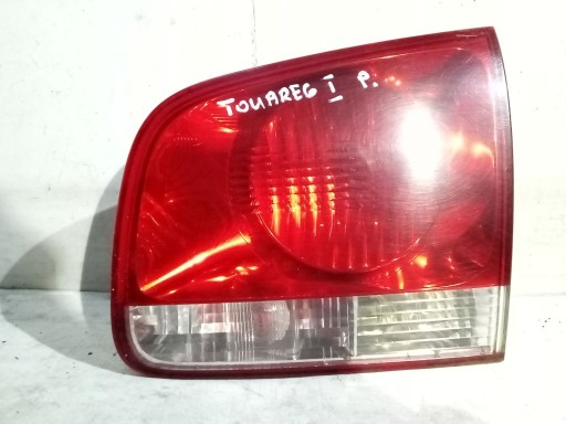 VW Touareg and 7L light right rear part rear to the bonnet 28268003
