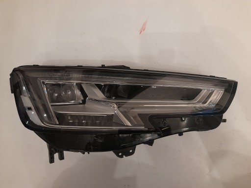 8W0941774B - Правый фонарь Audi A4 B9 Full LED США
