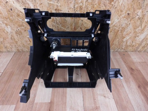 MITSUBISHI ECLIPSE CROSS RAHMEN KONSOLE SRODKOWEJ HANDSCHUHFACH ABDECKUNG, HUTABLAGE 8010A344