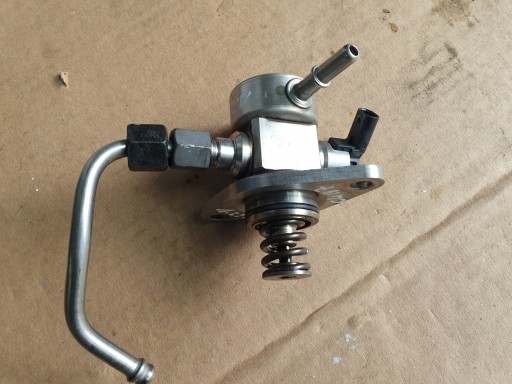 feed pump 1.2 THP CITROEN PEUGEOT DS4 C4 II B7 9807550080