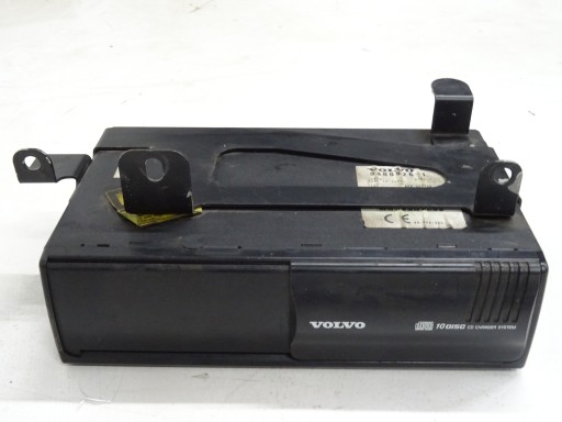 9488926-1 - VOLVO XC70 V70 S60 CD-чейнджер