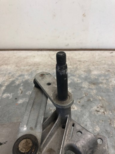wiper mechanism right front FORD S-MAX MK2 W000052208