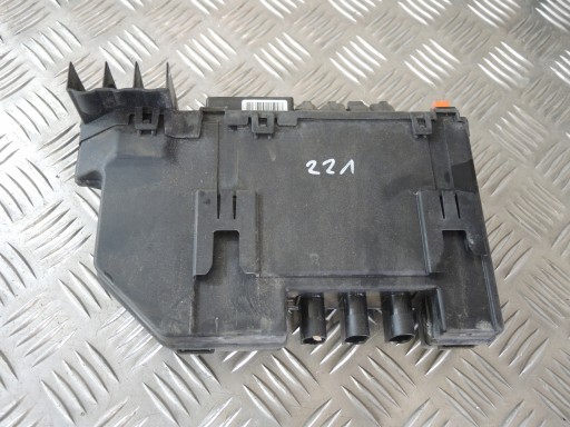 A2215401250 - Модуль предохранителей mercedes w221 s class 420cdi