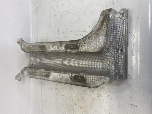copertura GREMBIALINA TERMICZNA dello scarico 1.4 e-TSI VW PASSAT B8 LIFT 5Q0825755E