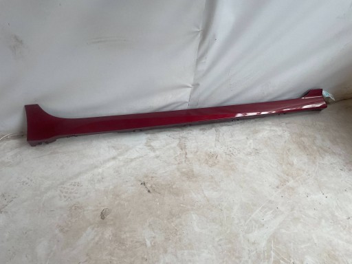 cap threshold right side NISSAN LEAF II (ZE1) 768525SA0A @M