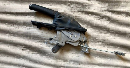 Важіль ручного гальма Subaru Legacy IV