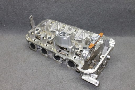 BMW F90 F91 F92 F93 M5 M8 S63B44B - TESTATA 5-8 sinistra 7852462