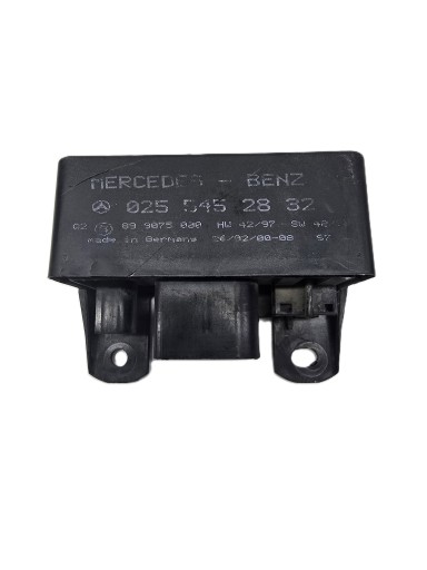 Реле свічок mercedes a0255452832