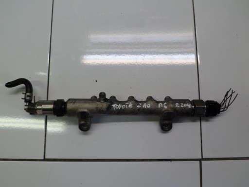 TOYOTA LEXUS IS220 2.2 D4D 2AD РЕЙКА ВПРЫСКА