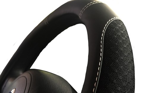 Pokrowiec na kierownice nakładka skóra materiał Antypoślizgowa 37-39 cm Mat