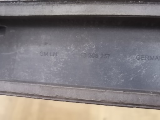 OPEL ASTRA H lišta zadního blatníku 13208257