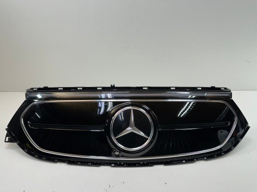 A2438880600 - Штучна решітка радіатора LED Mercedes a243 EQB Nice