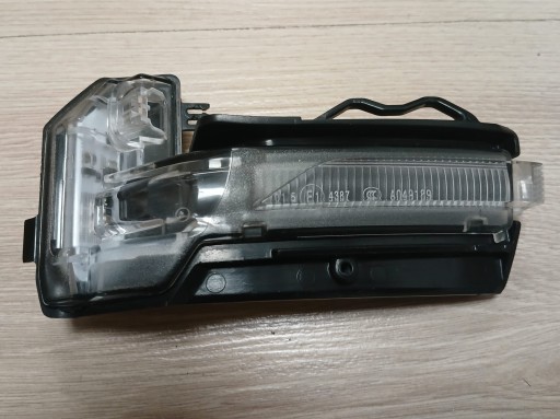 AUDI Q3 83A Q2 81A indicator LED of left mirrors EUROPA OE