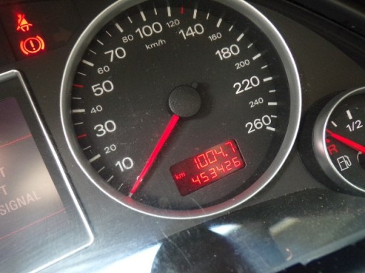 budíky budiky EU 0263626183 AUDI A4 B7 2.0 TDI 140 KM 04-08