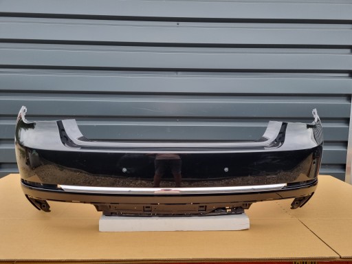 BMW 7 F01 задний бампер оригинал D179
