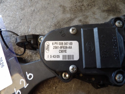 Ford Fusion and accelerator pedal 2S61-9F836-AA 6PV008567-00