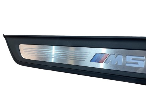 moulding of the threshold PODSWIETLANA front BMW M5 F90
