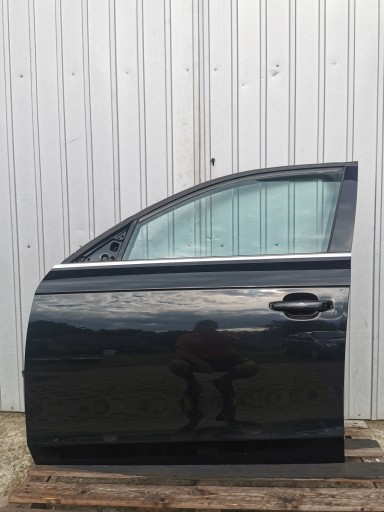 Ліві передні двері audi a4 b8 ly9b