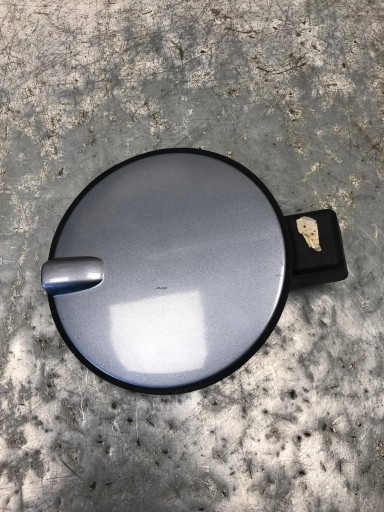 Tankklappe des Kraftstoffsbehälters OPEL VECTRA C Z163 13100174