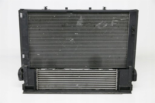 KOMPLET der Kühler Lüfter Kühler BMW F32