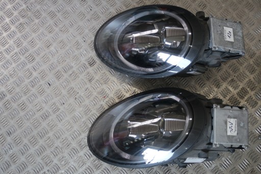 99163196401 99163196301 - PORSCHE 991 ЧОРНА ПЕРЕДНЯ ПРАВА СВІТЛОДІОДНА ЛАМПА