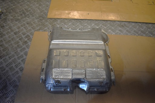 IDEALNA cover TERMICZNA of the engine PORSCHE PANAMERA 971 1