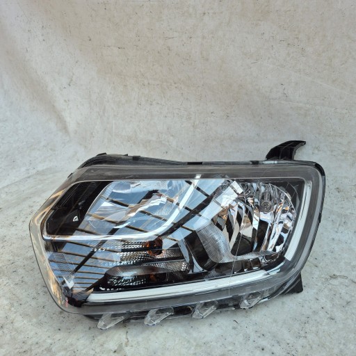 DACIA DUSTER II 18- light left front front 260609367R