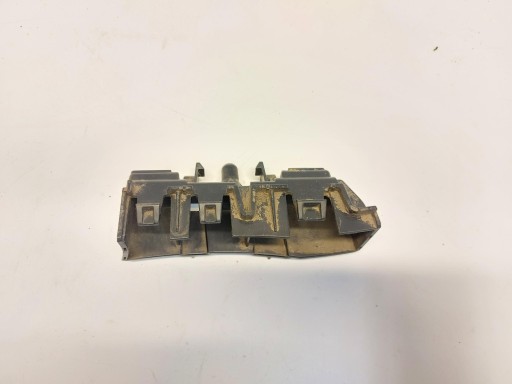 Porsche Taycan 4S 9J1 2021r Support Support plaque Moulage PROGOWEJ Droit 9j1854946