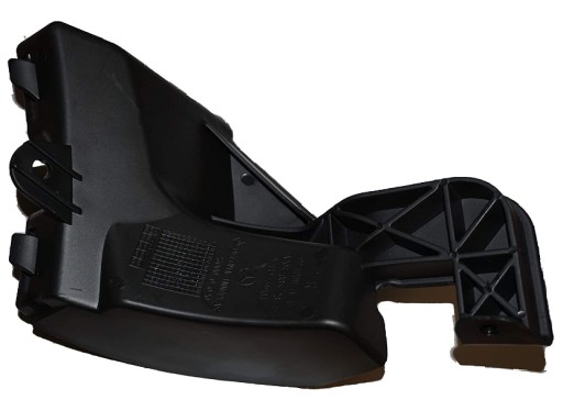 A2048852823 - MERCEDES CKLASA W204 AMG бампер ковзання