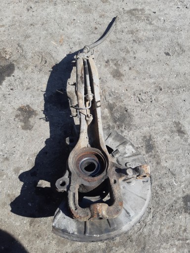 AUDI Q7 4L otoč pravá přední pravý předek 7L0407258A
