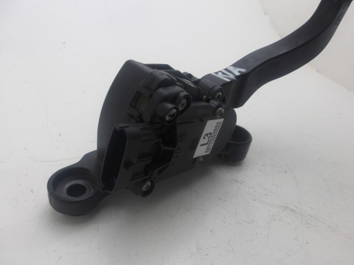 KIA SPORTAGE II 04-10 2.0 CRDI accelerator pedal potentiometer 32700-1FXXX