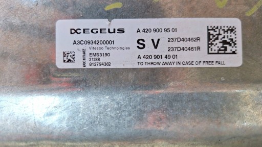 control unit ECU of the engine Renault Kangoo III IV 237D40462R A4209009501